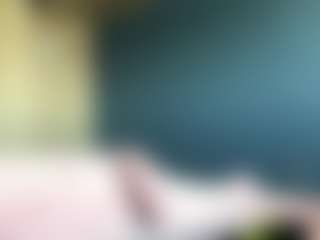 Live cam show with Auesha - Striptease Teen (18+) on Taboo Cams XXX