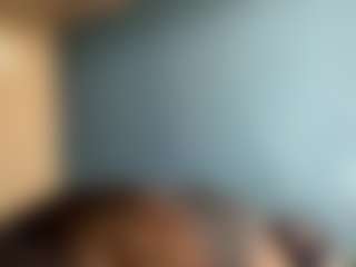 Auesha's Live Sex Cam Show