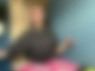 Auesha's Live Sex Cam Show