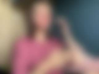 Live cam show with Auesha - Facial Piercings on Cam Slut