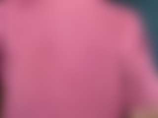 Live cam show with Auesha - Gagging on Camsoda