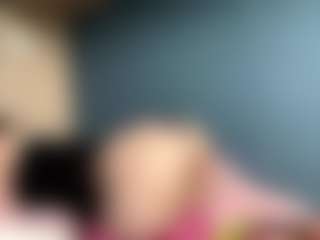 Auesha's Live Sex Cam Show