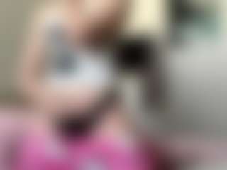 Auesha's Live Sex Cam Show