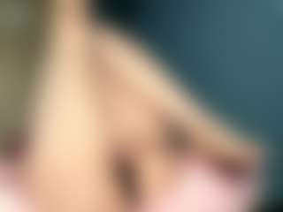 Auesha's Live Sex Cam Show