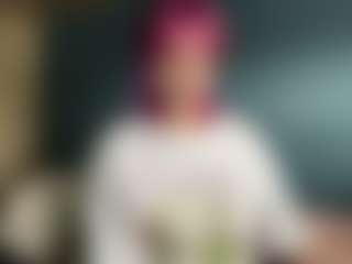 Live cam show with Auesha - Curvy Teen (18+) on Camming Site