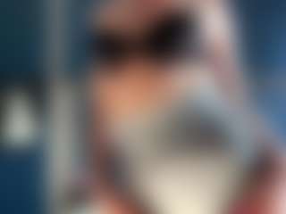 Auesha's Live Sex Cam Show