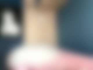 Auesha's Live Sex Cam Show