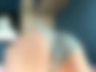 Auesha's Live Sex Cam Show