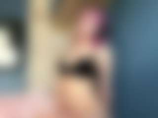 Auesha's Live Sex Cam Show