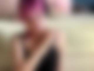 Live cam show with Auesha - Normal on Dare Cams