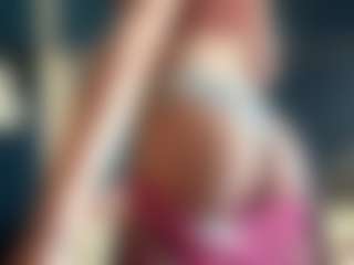 Live cam show with Auesha - College Teen (18+) on Porn Luv