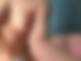 Live cam show with Auesha - Nipple Piercings on SxyPornLive