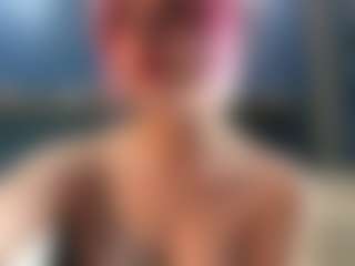 Live cam show with Auesha - Big Ass on CamClone