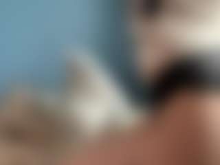 Live cam show with Auesha - Moaning on justonemore.cc