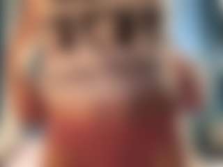 Live cam show with Auesha - Skinny on Camsoda
