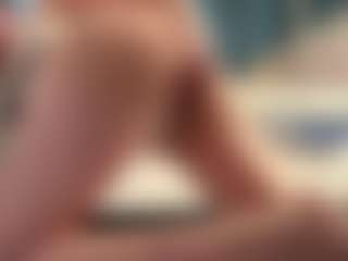 Auesha's Live Sex Cam Show