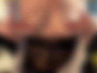Auesha's Live Sex Cam Show