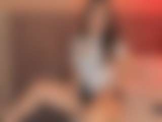 Live cam show with SofiMeza - Petite on Camsoda