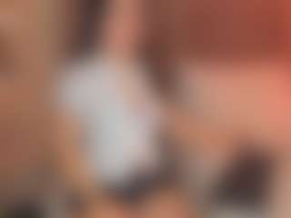 Live cam show with SofiMeza - Petite on Camsoda