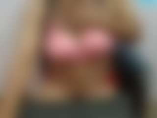 sweetyarora7772's Live Sex Cam Show