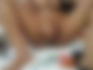 sweetyarora7772's Live Sex Cam Show