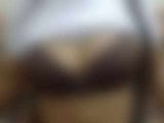 Live-sekscamshow van sweetyarora7772