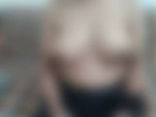 Spettacolo in cam dal vivo con sweetyarora7772 - Domination su Camsoda