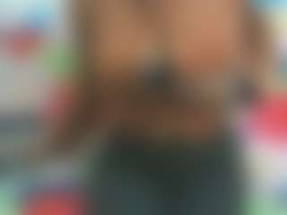 Cam Show en direct de sweetyarora7772