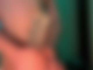 YaniraJunk's Live Sex Cam Show