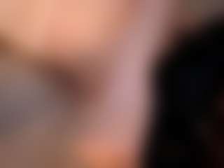 YaniraJunk's Live Sex Cam Show