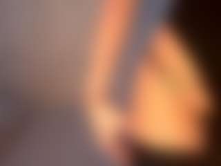 YaniraJunk's Live Sex Cam Show