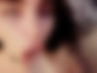 YaniraJunk's Live Sex Cam Show