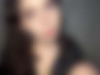 YaniraJunk's Live Sex Cam Show