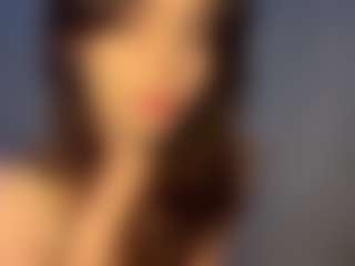 YaniraJunk's Live Sex Cam Show