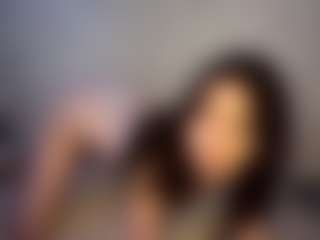 YaniraJunk's Live Sex Cam Show