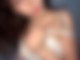 Live cam show with YaniraJunk - Ahegao on Camsoda