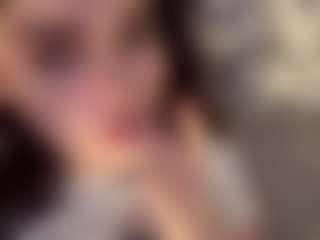 YaniraJunk's Live Sex Cam Show