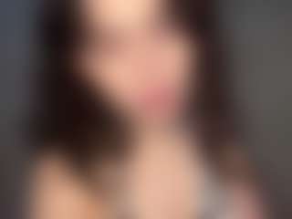 Live cam show with YaniraJunk - Athletic Teen (18+) on hrnylive.com