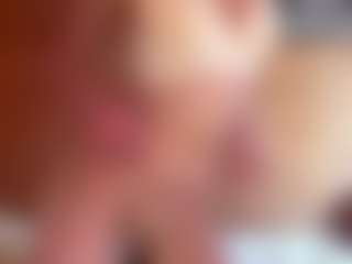 YaniraJunk's Live Sex Cam Show
