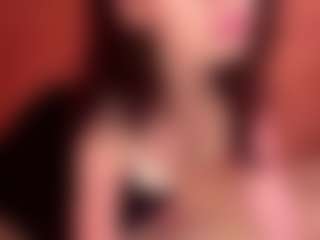 YaniraJunk's Live Sex Cam Show
