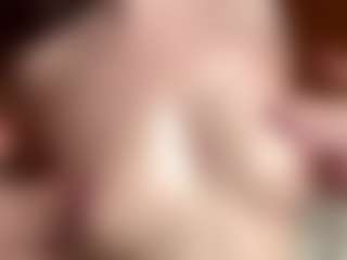 YaniraJunk's Live Sex Cam Show