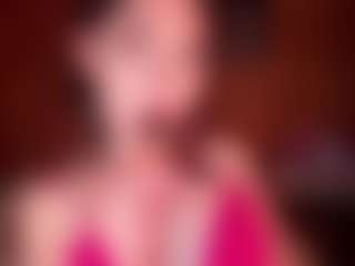 YaniraJunk's Live Sex Cam Show