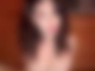 YaniraJunk's Live Sex Cam Show