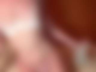 YaniraJunk's Live Sex Cam Show