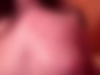 YaniraJunk's Live Sex Cam Show