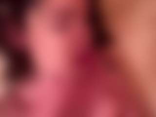 YaniraJunk's Live Sex Cam Show