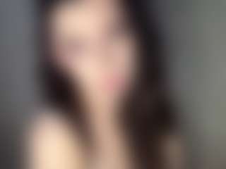 YaniraJunk's Live Sex Cam Show