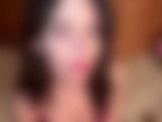 Live cam show with YaniraJunk - Teen (18+) on Camsoda