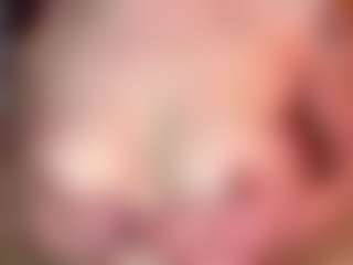 YaniraJunk's Live Sex Cam Show