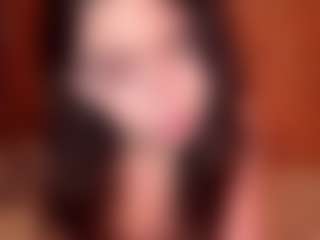 YaniraJunk's Live Sex Cam Show
